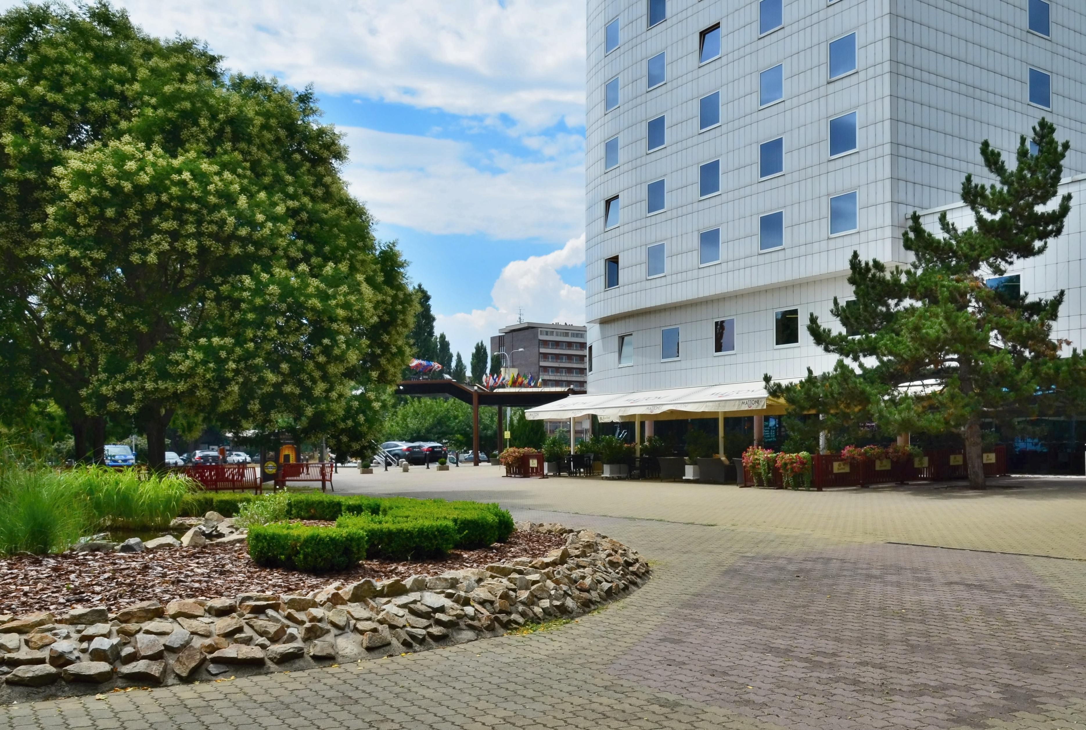 Cosmopolitan Bobycentrum - Czech Leading Hotels Brno Bagian luar foto