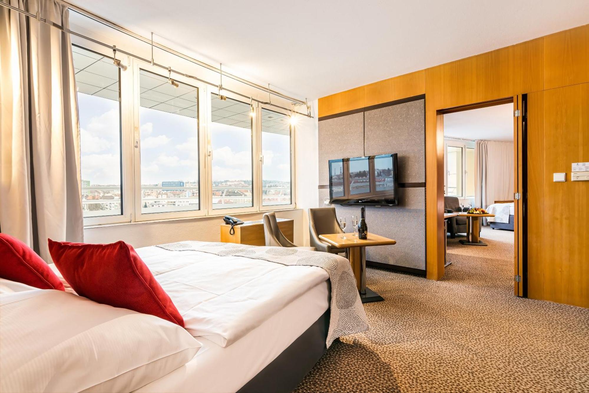 Cosmopolitan Bobycentrum - Czech Leading Hotels Brno Ruang foto