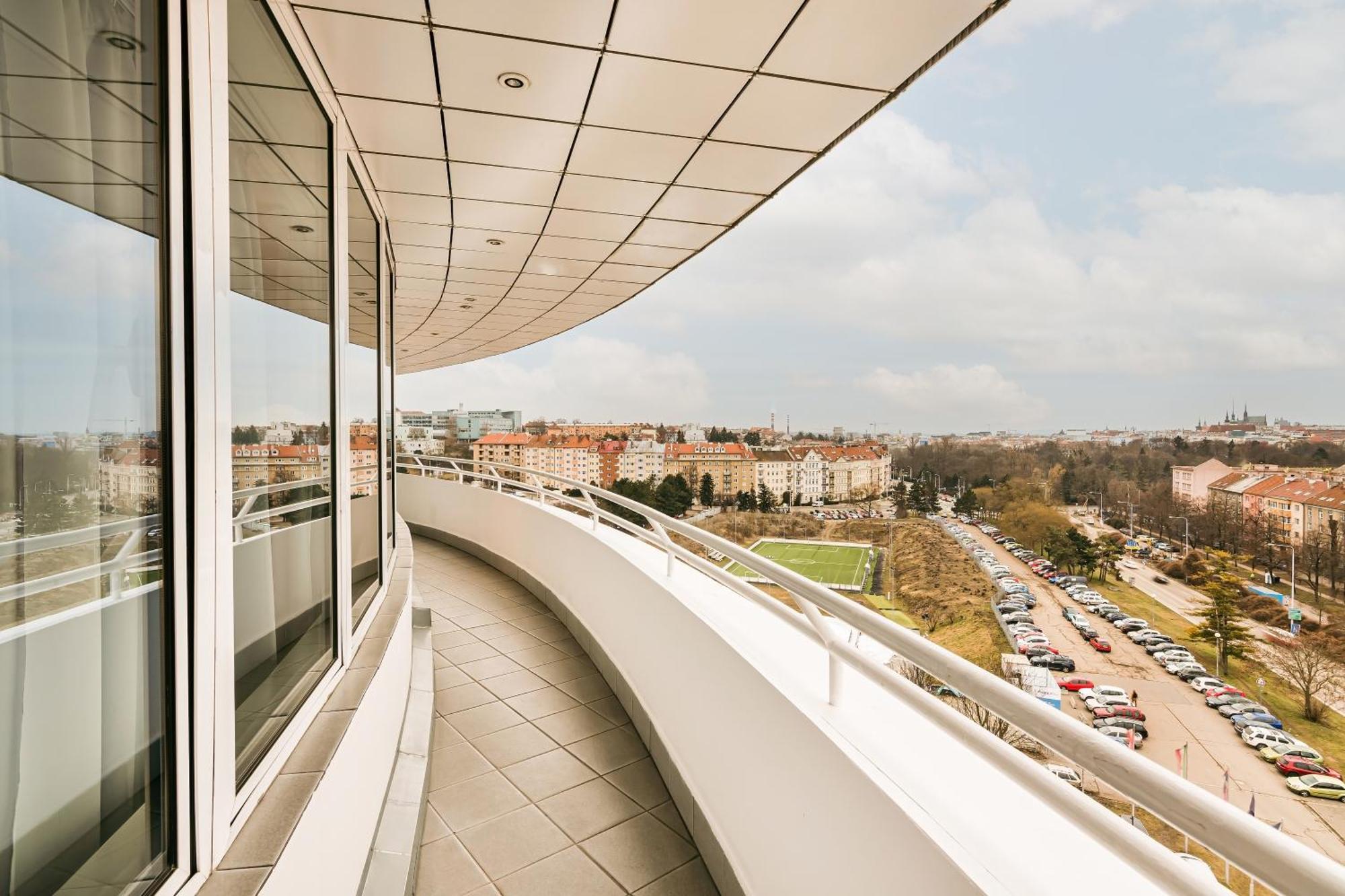Cosmopolitan Bobycentrum - Czech Leading Hotels Brno Ruang foto